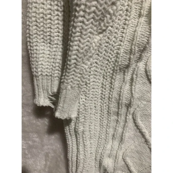 Derek‎ Heart XL Cream Cable Knit Lace Up V Neck Distressed Tunic Sweater - Picture 4 of 10